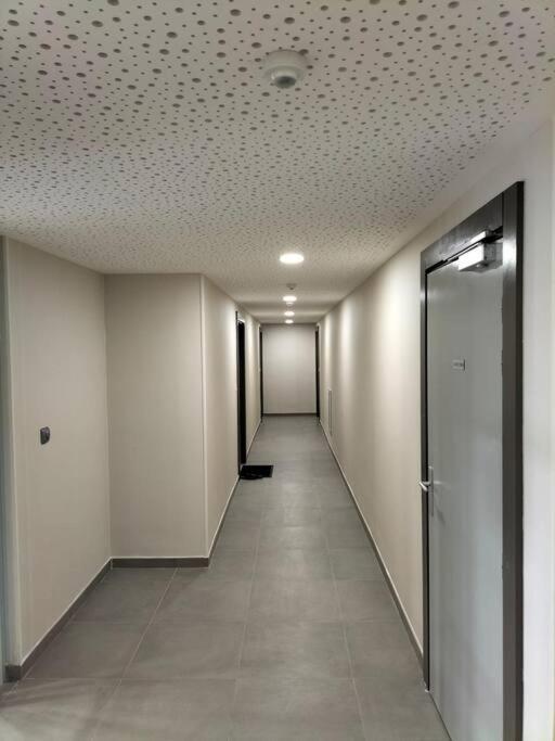 Appartement F2 De Haut Standing En Hypercentre Avec Jardin Prive A 270 M De La Gare De Mantes ! Exteriör bild